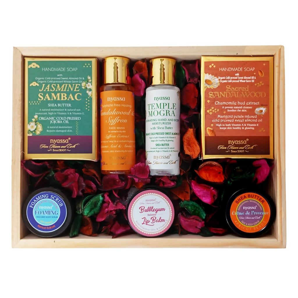 NYASSA Premium Bath and Body Treats Wooden Gift Set for Women & Men | Luxury Bath And Body Care Set To Pamper Your Loved Ones | Perfect for Every Occasion | Pack of 7